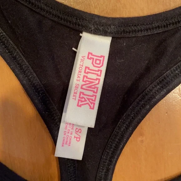 BRAND NEW - PINK VICTORIA’S SECRET SPORT BRA - SIZE SMALL - Picture 2 of 4
